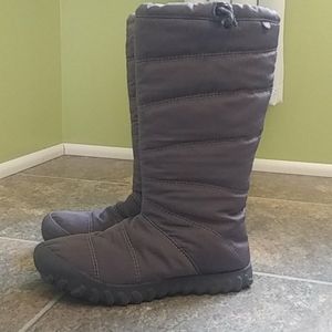 Bogs B. Puffy Tall Grey Boots, size 9
